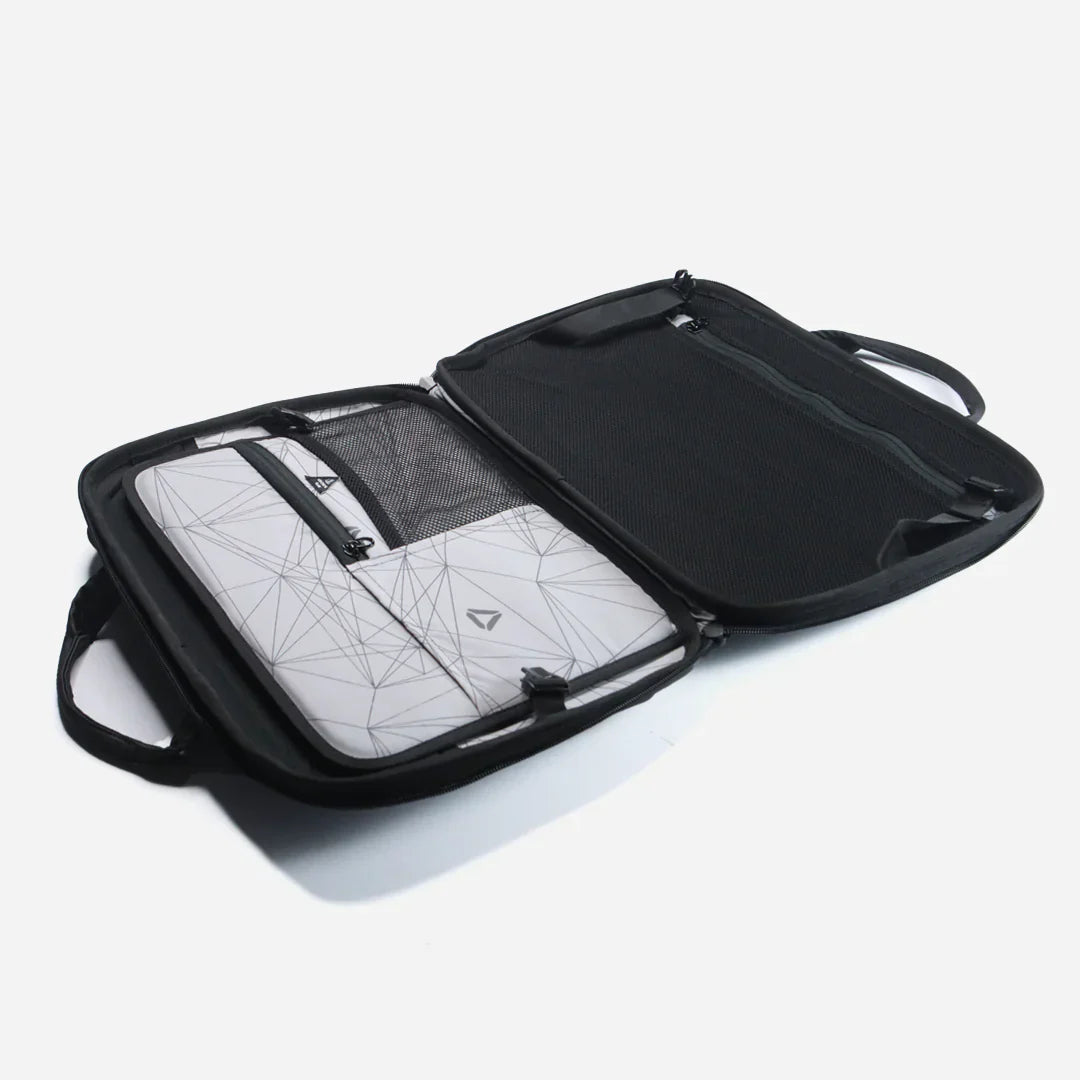 Carbonado Backpack Tusk-Black