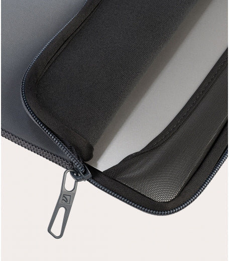 Tucano Elements Sleeve for MacBook Pro 16" - Space Grey