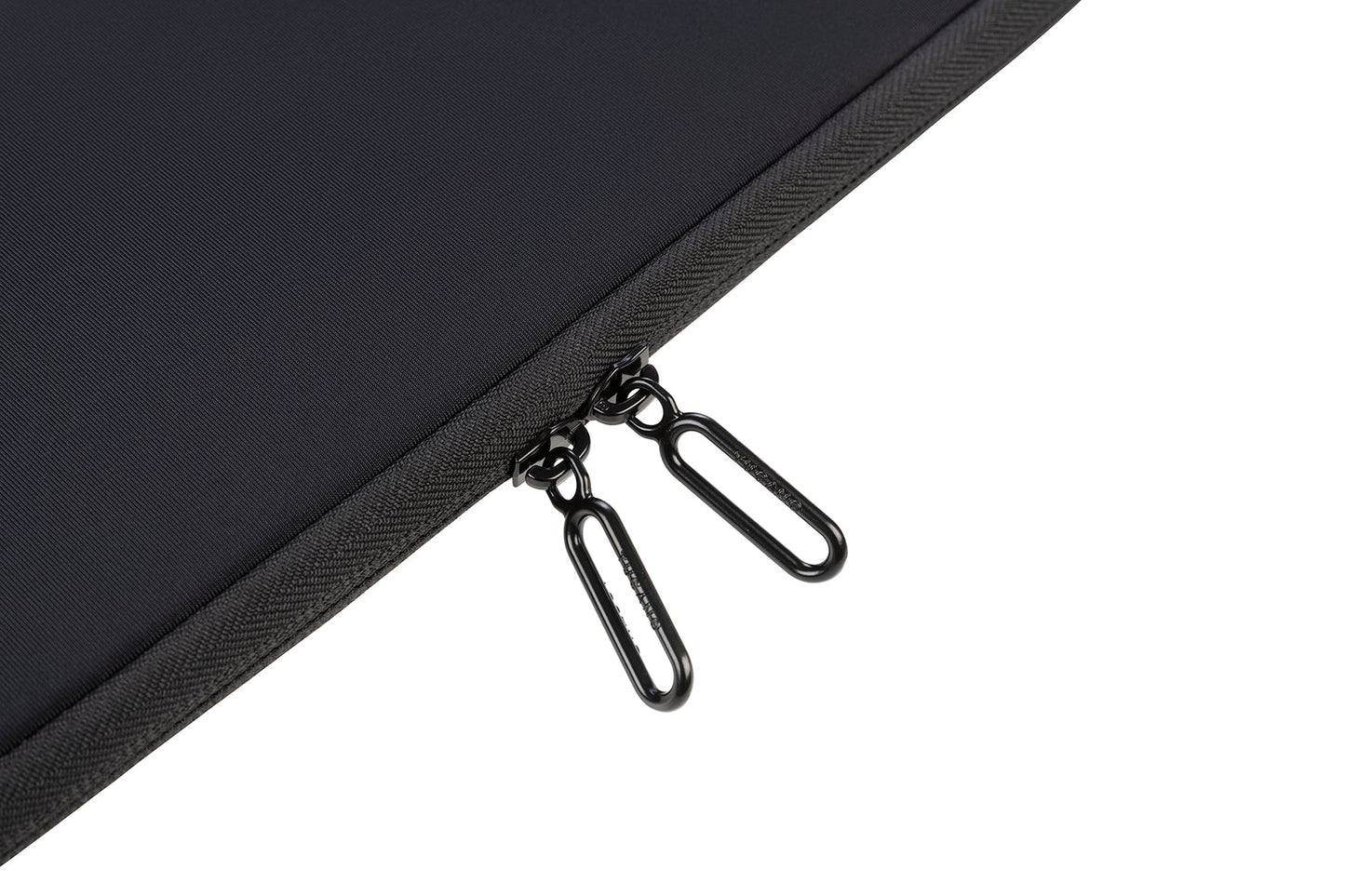 Tucano Elements 2 Sleeve 14" - Black