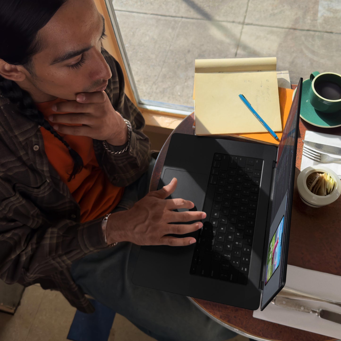 16-inch MacBook Pro: Apple M3 Max chip with 16?core CPU and 40?core GPU, 1TB SSD - Space Black