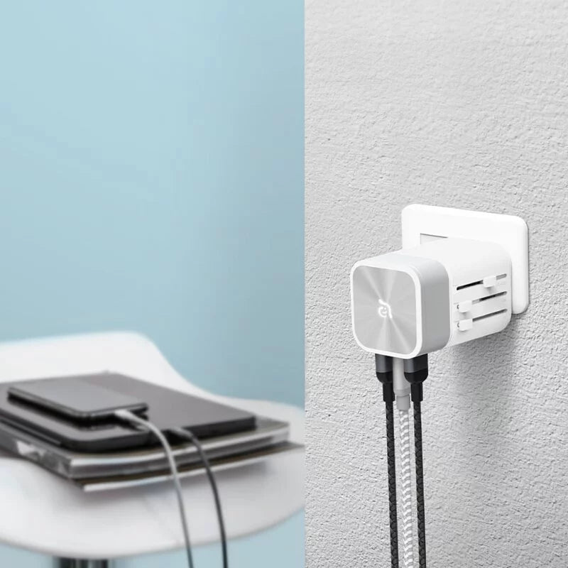 Adam Omnia T3 Travel Adapter Silver
