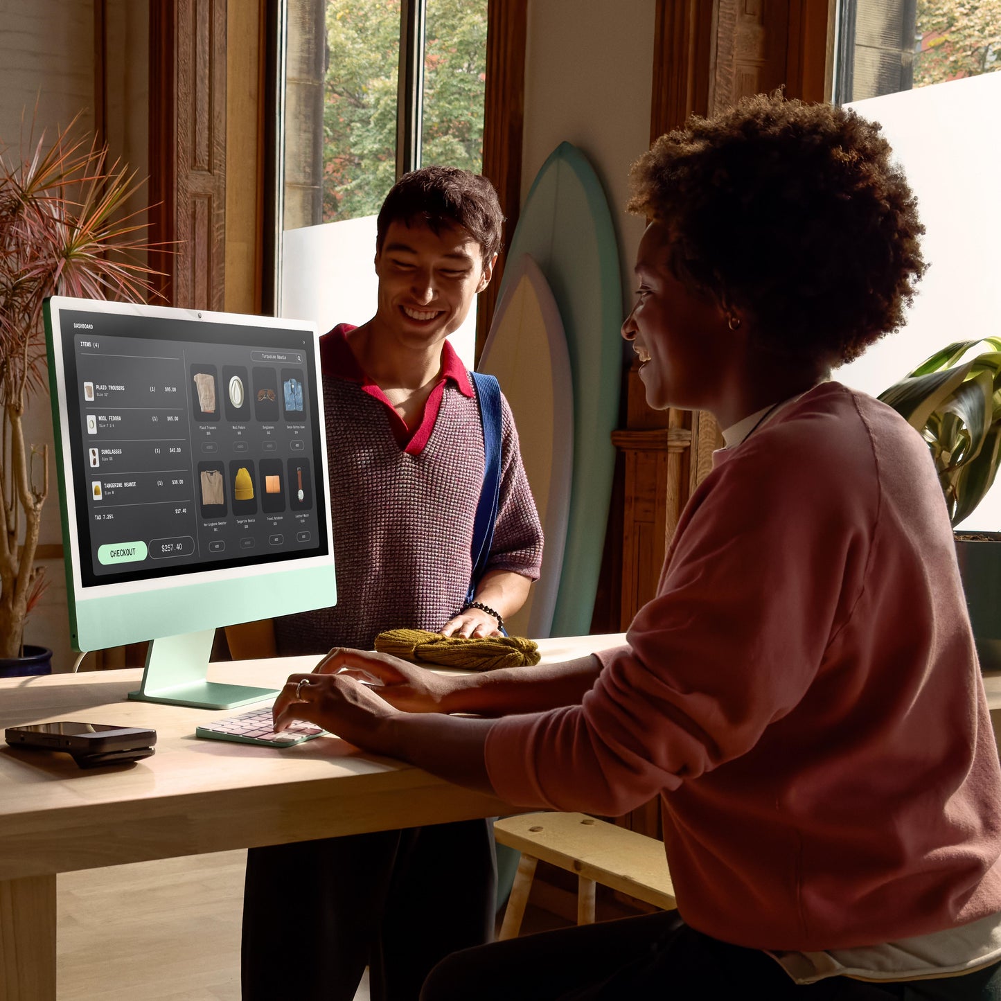 24-inch iMac with Retina 4.5K display: Apple M4 chip with 8-core CPU and 8-core GPU, 256GB SSD - Green